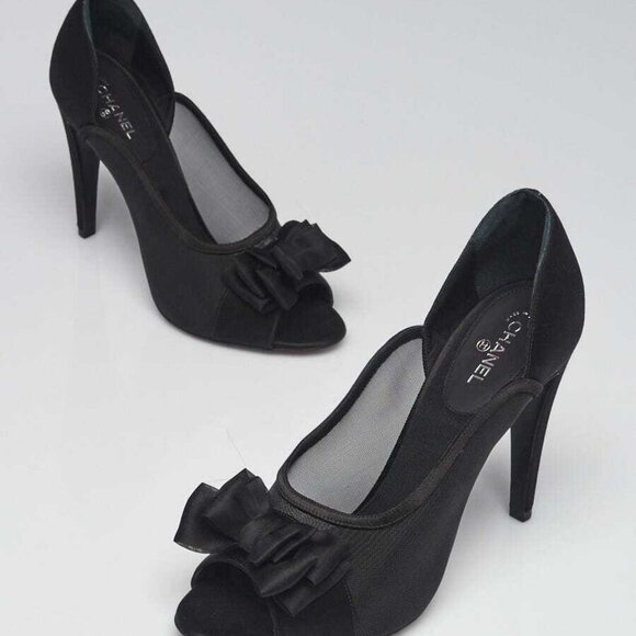 Chanel Black Mesh and Satin Bow Peep Toe Pumps Size 10.5/41 - Picture 2 of 5